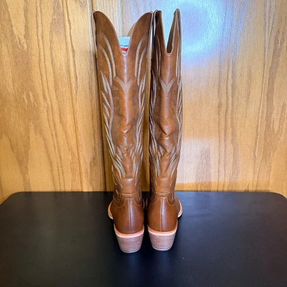 ISNOM Sz 7.5 Women's Brown Faux Leather Tall Cowboy Boots Western NIB - Picture 5 of 9